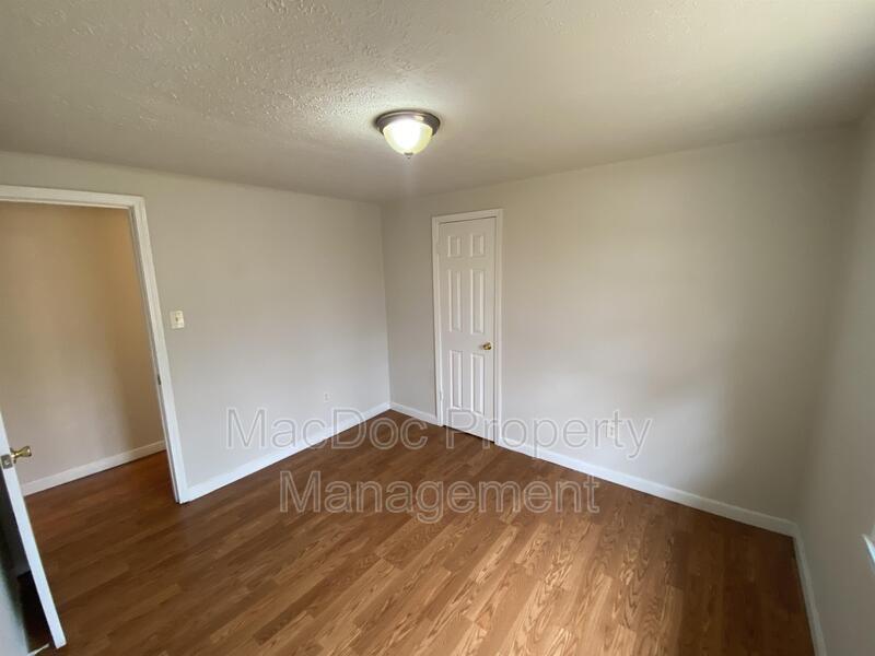 7258 Twin Cedars property image