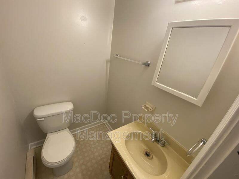 7258 Twin Cedars property image