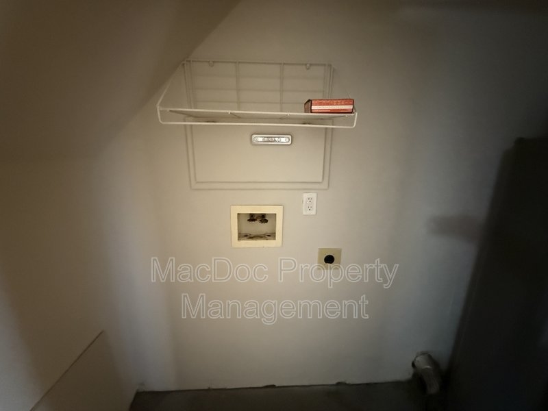 4345 Normandy Court property image