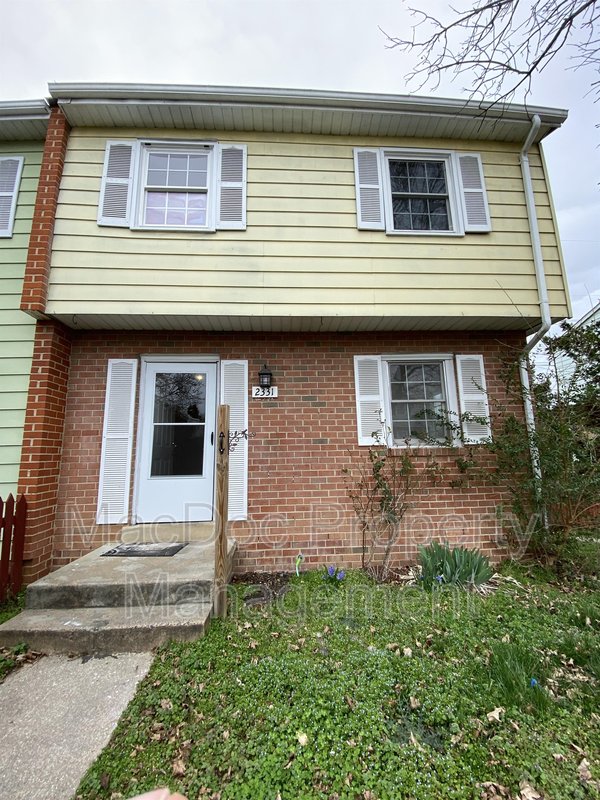 2331 McClellan Ct property image