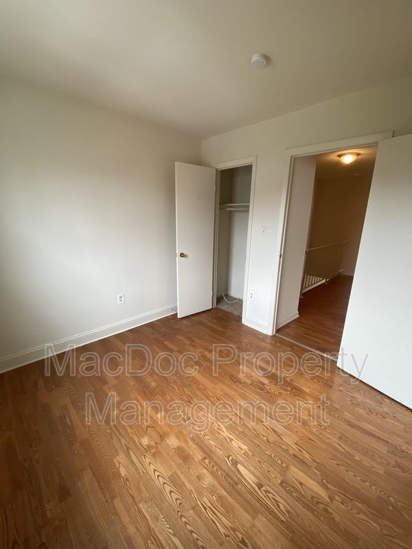 2331 McClellan Ct property image