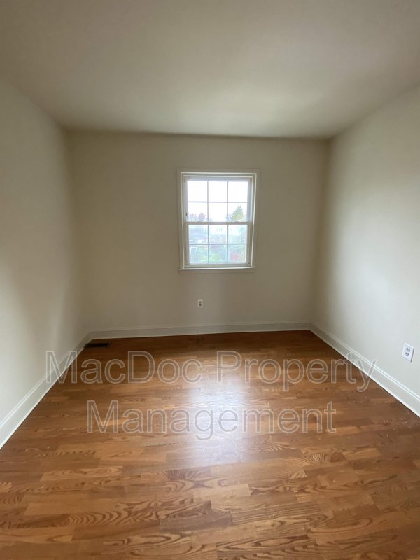 2331 McClellan Ct property image