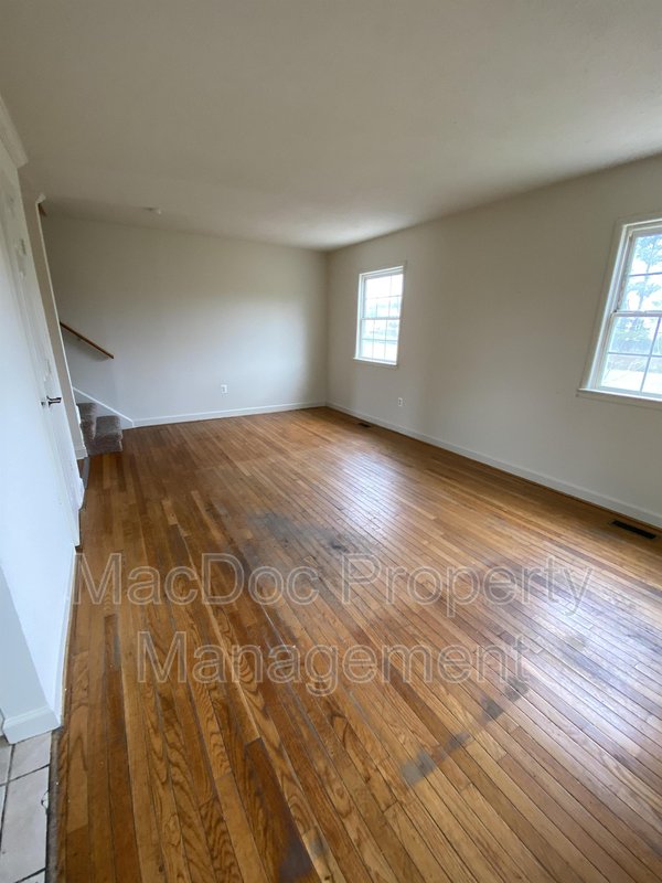 2331 McClellan Ct property image