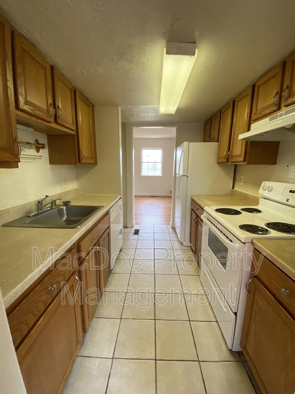 2331 McClellan Ct property image