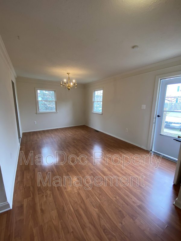 2331 McClellan Ct property image