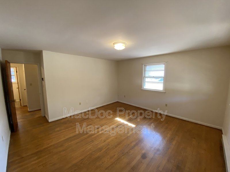 5467 Potomac Drive property image