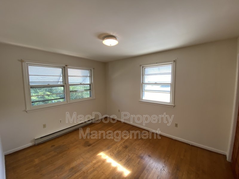 5467 Potomac Drive property image