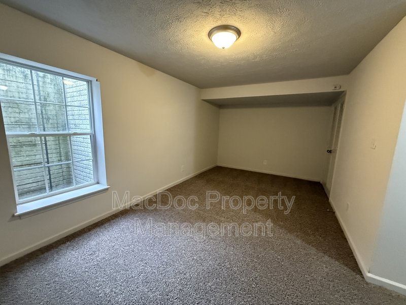 4249 Normandy Ct property image