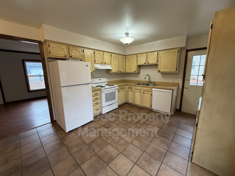 10717 S Jamie Place property image