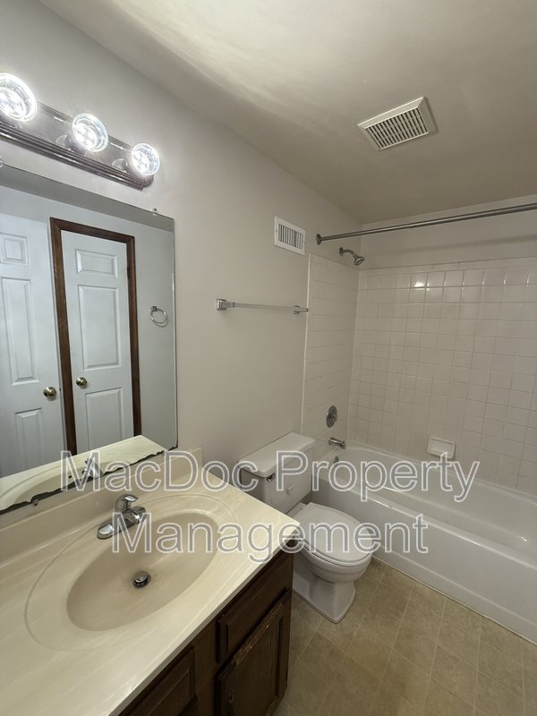 10717 S Jamie Place property image