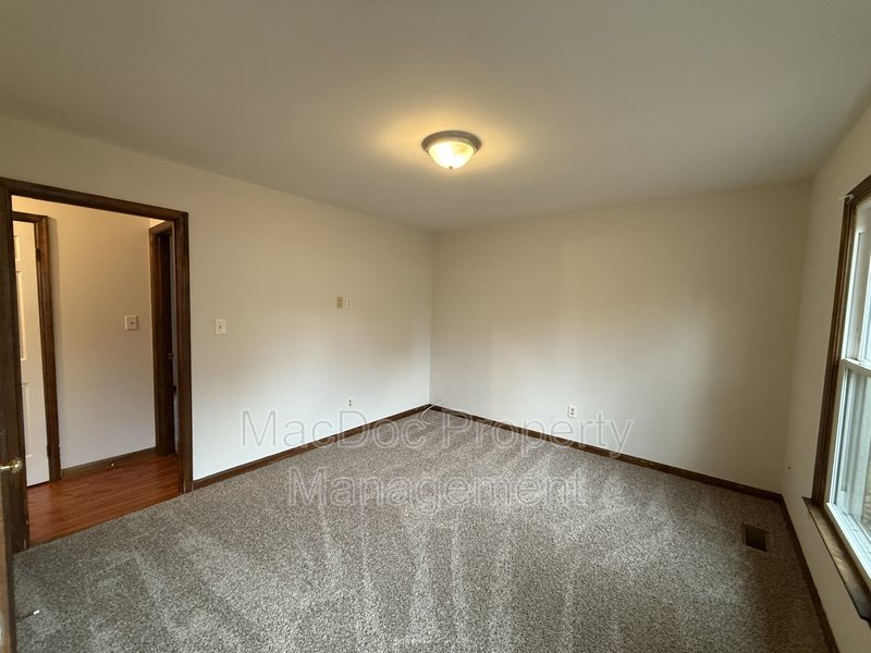 10717 S Jamie Place property image