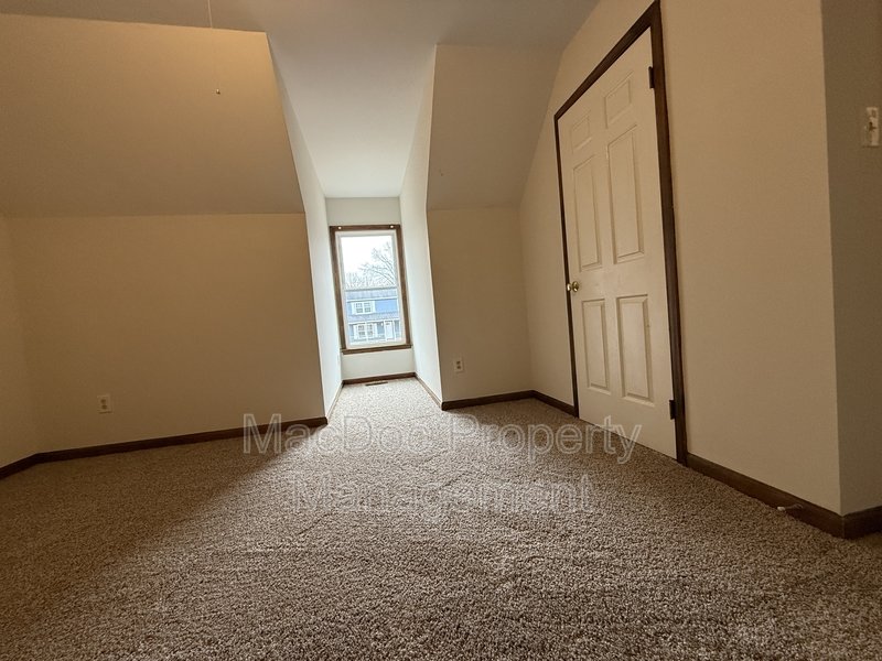 10717 S Jamie Place property image