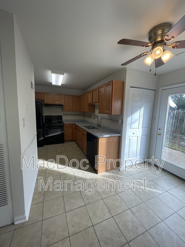 128 Hickok Circle property image