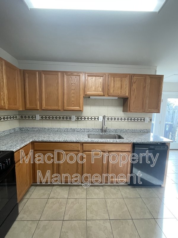 128 Hickok Circle property image