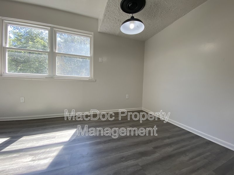 813 Sledgehammer Dr property image