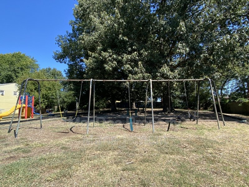 813 Sledgehammer Dr property image