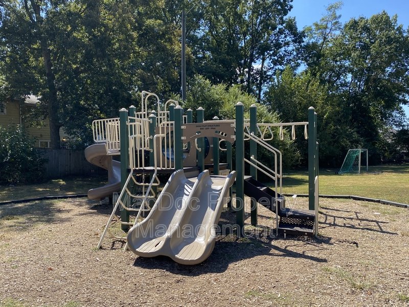 813 Sledgehammer Dr property image