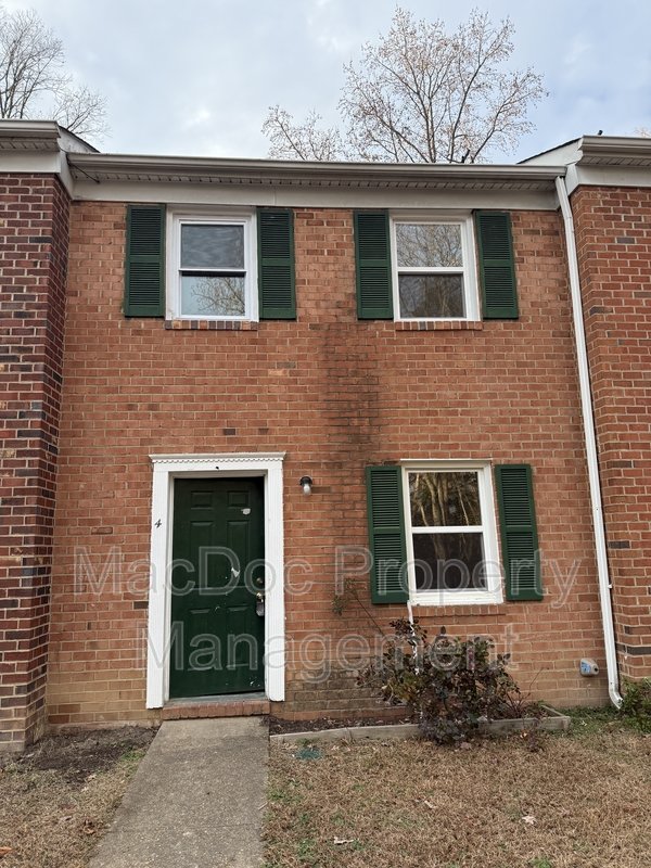 4 Manchester Court property image