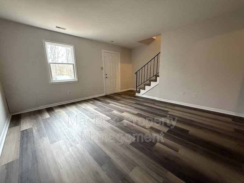 4 Manchester Court property image