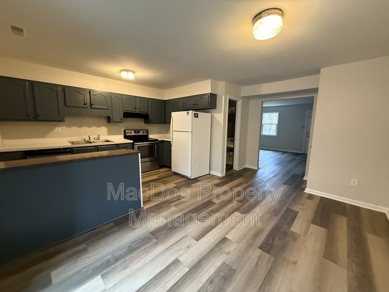 4 Manchester Court property image