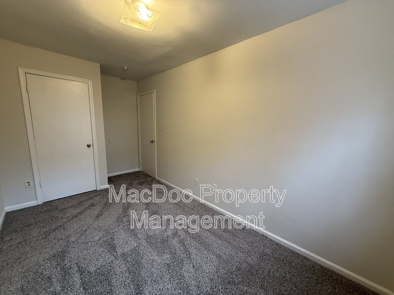 4 Manchester Court property image