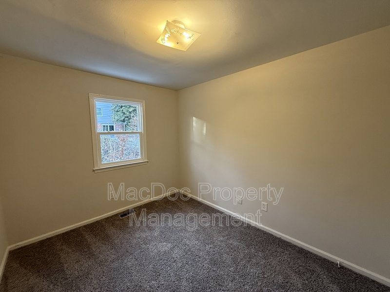 4 Manchester Court property image
