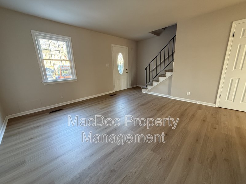 534 Olde Greenwich Circle property image