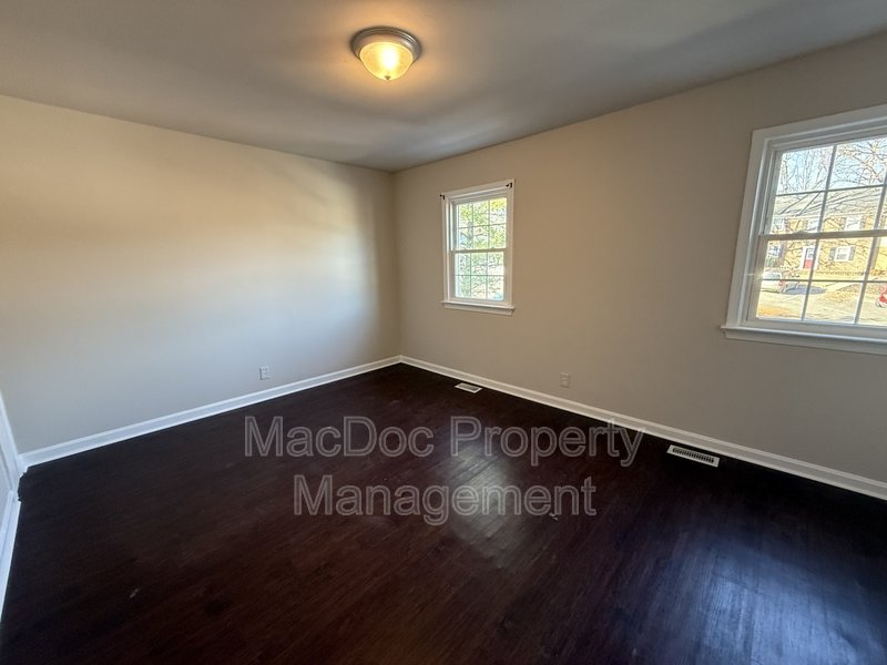 534 Olde Greenwich Circle property image