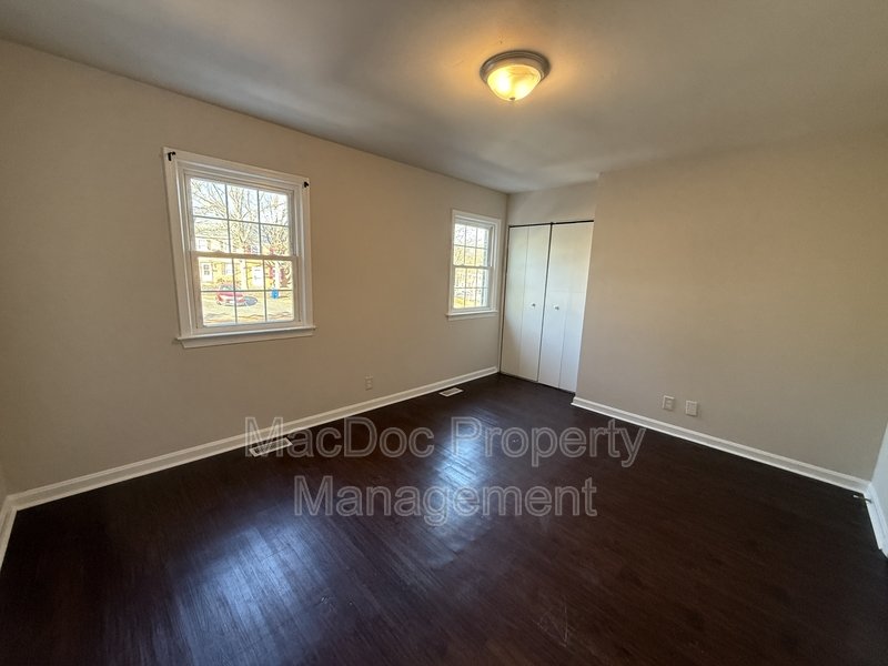 534 Olde Greenwich Circle property image