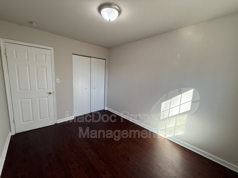 534 Olde Greenwich Circle property image