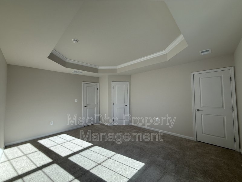 1100 Rampart Drive property image