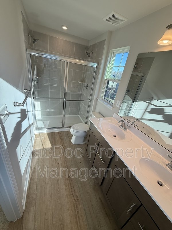 1100 Rampart Drive property image