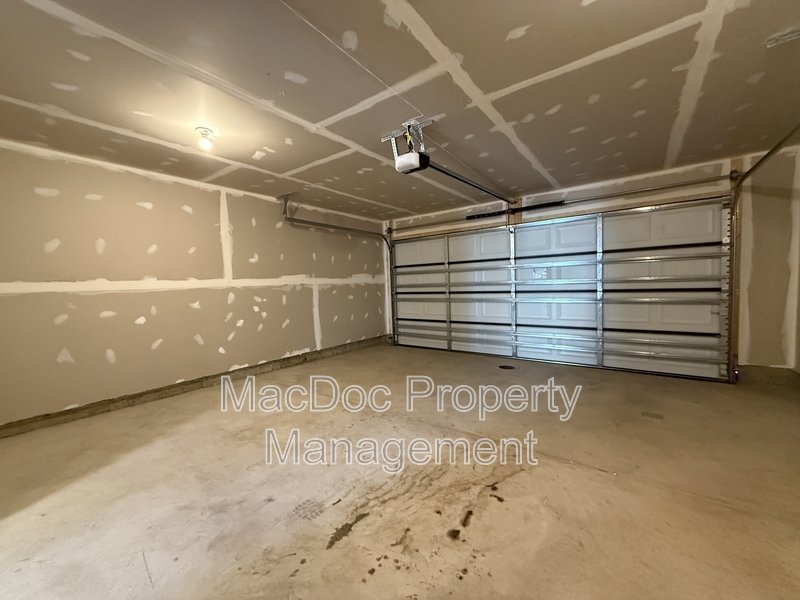 1100 Rampart Drive property image