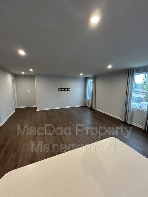 2644 High Point Drive property image