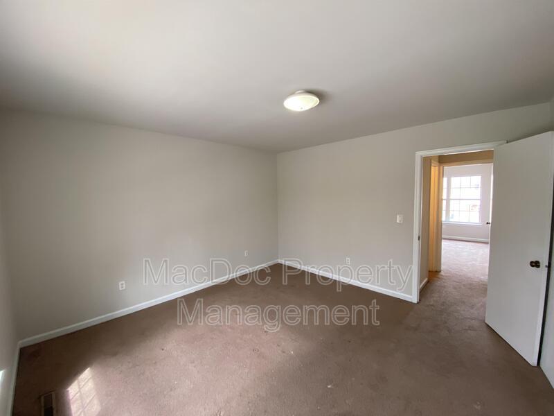 5230 King's Wood Lane property image