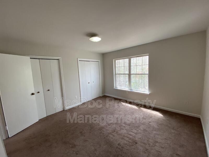 5230 King's Wood Lane property image