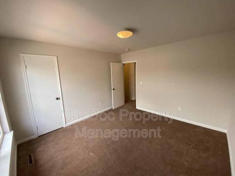 5230 King's Wood Lane property image