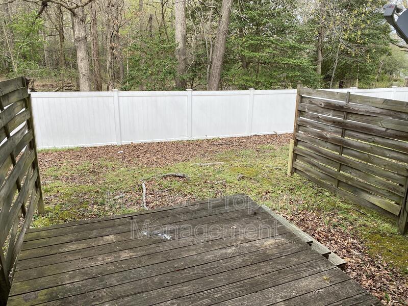 5230 King's Wood Lane property image