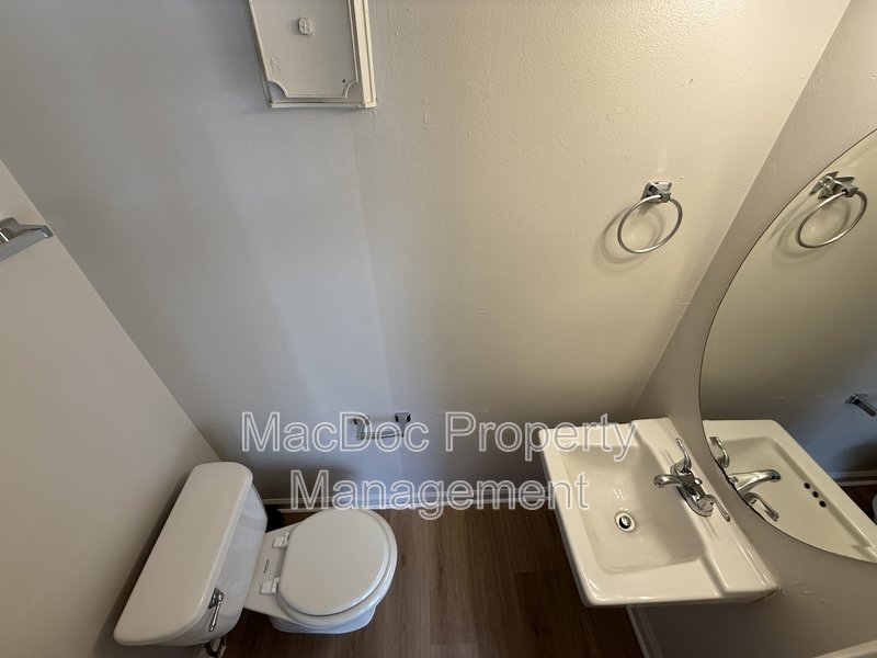 619 Anvil Rd property image