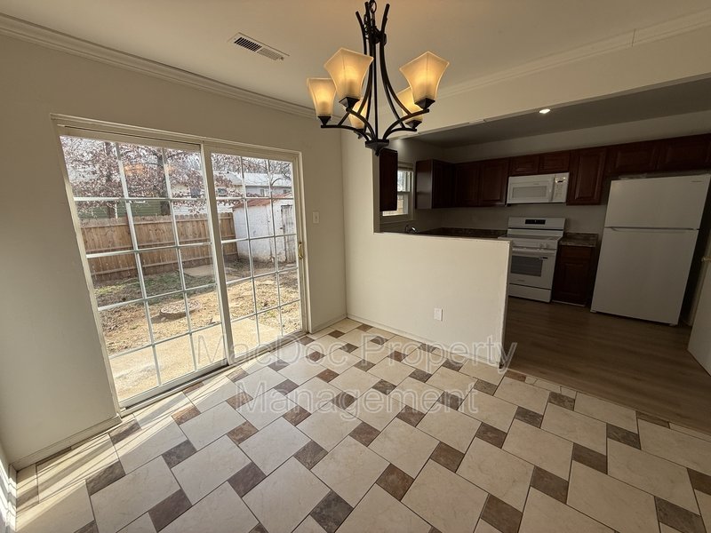 619 Anvil Rd property image