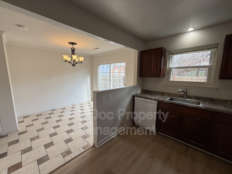 619 Anvil Rd property image