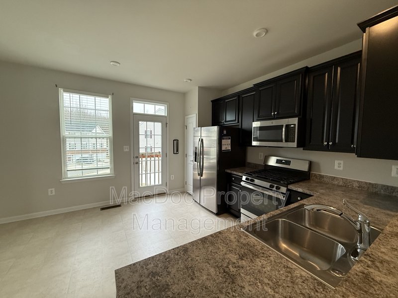 505 Rolling Valley Drive property image