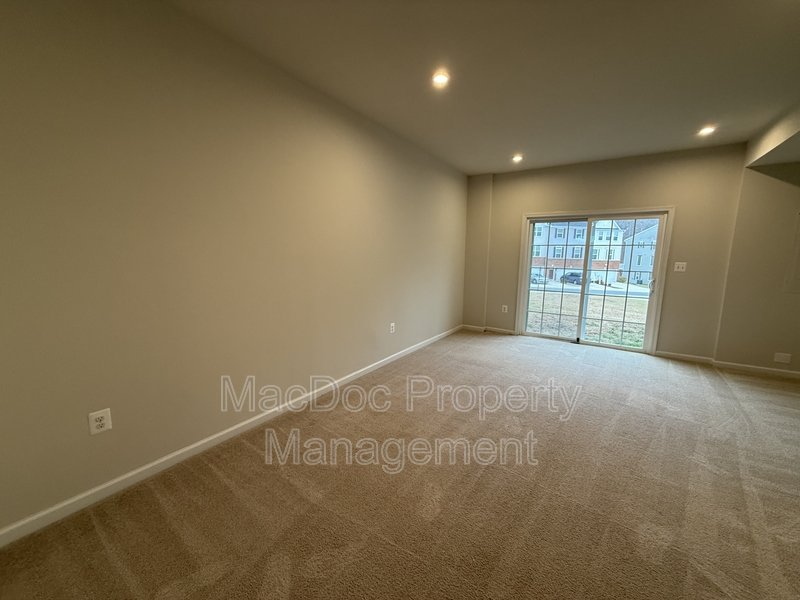 505 Rolling Valley Drive property image