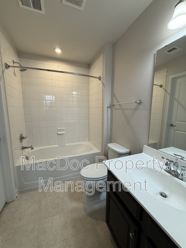 505 Rolling Valley Drive property image