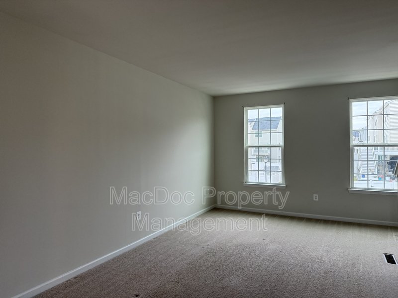 505 Rolling Valley Drive property image