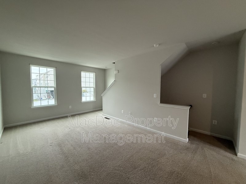 505 Rolling Valley Drive property image