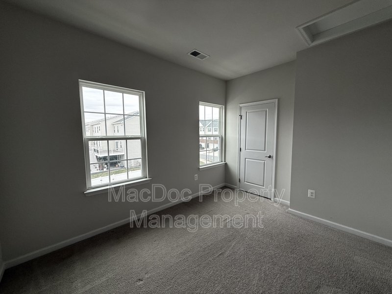 505 Rolling Valley Drive property image