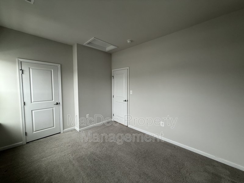 505 Rolling Valley Drive property image