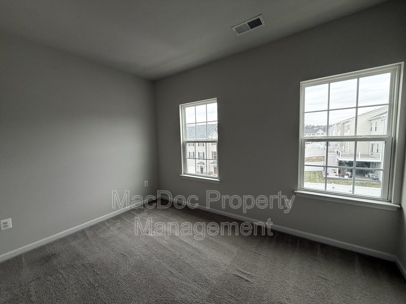 505 Rolling Valley Drive property image