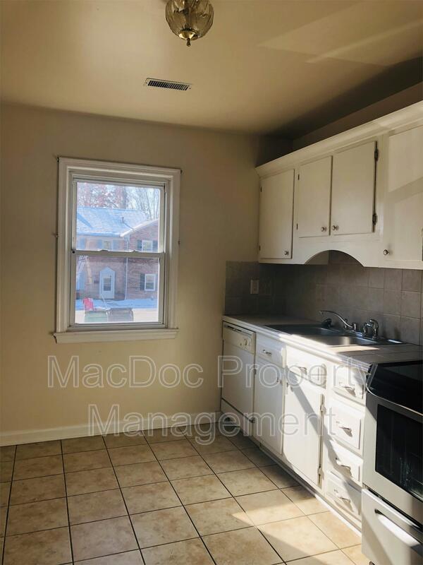 405 Olde Greenwich Circle property image